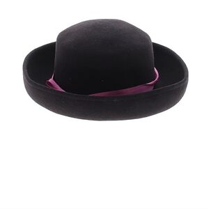 Woman's hat